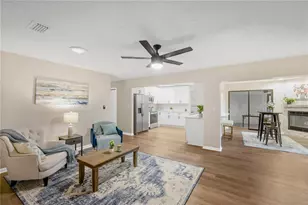2805 Beagle Pl, Seffner, FL 33584 - Photo 5