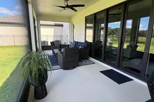 13150 Wellspring Dr, Lithia, FL 33547 - Photo 27