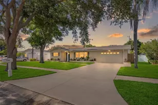 2441 Fairbanks Dr, Clearwater, FL 33764 - Photo 1