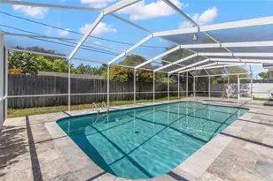 2441 Fairbanks Dr, Clearwater, FL 33764 - Photo 21