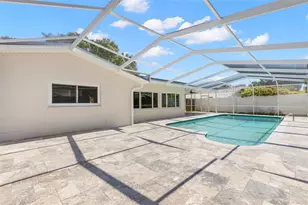 2441 Fairbanks Dr, Clearwater, FL 33764 - Photo 5