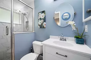 1311 Lambdeth Ct, Sun City Center, FL 33573 - Photo 25