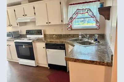 6202 Pinewood Village Circle W, Lakeland, FL 33811 - Photo 7