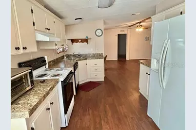 6202 Pinewood Village Circle W, Lakeland, FL 33811 - Photo 5