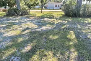 6202 Pinewood Village Cir W, Lakeland, FL 33811 - Photo 27