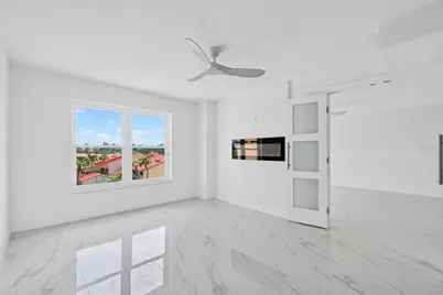 4900 Brittany Drive S #405, Saint Petersburg, FL 33715 - Photo 3