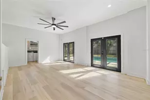 3406 W Swann Ave, Tampa, FL 33609 - Photo 39