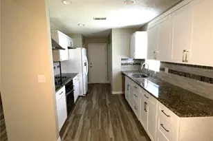2222 Mayfield Palms Ln, Sun City Center, FL 33573 - Photo 11