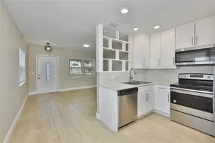 2450 40th Ave N, Saint Petersburg, FL 33714 - Photo 3