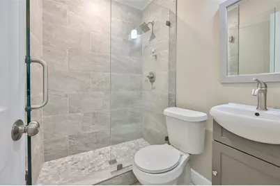 2450 40th Avenue N, Saint Petersburg, FL 33714 - Photo 17