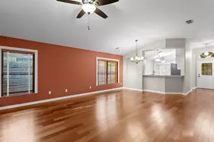10238 Woodford Bridge St, Tampa, FL 33626 - Photo 13
