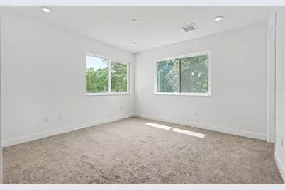 1018 7th Avenue S, Saint Petersburg, FL 33705 - Photo 35