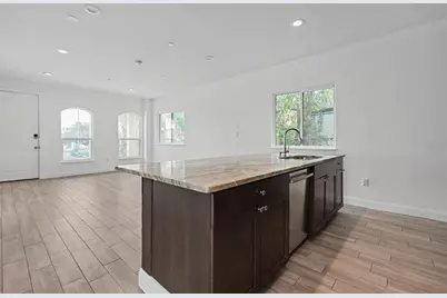 1018 7th Avenue S, Saint Petersburg, FL 33705 - Photo 13