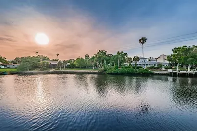 5972 Central Avenue, New Port Richey, FL 34653 - Photo 55