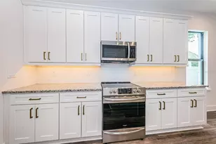 5972 Central Ave, New Port Richey, FL 34653 - Photo 17