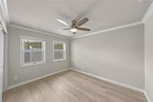 6717 Cardinal Dr S, Saint Petersburg, FL 33707 - Photo 45