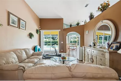 9602 Sunnyoak Drive, Riverview, FL 33569 - Photo 5