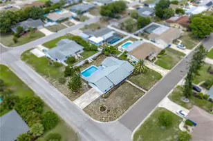 3810 18th Ave W, Bradenton, FL 34205 - Photo 3