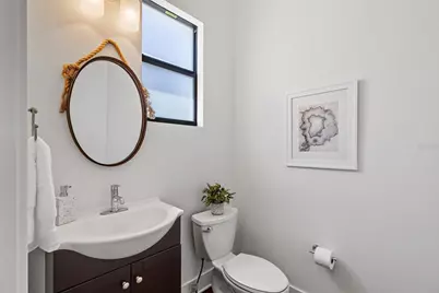 130 8th Street N, Saint Petersburg, FL 33701 - Photo 13