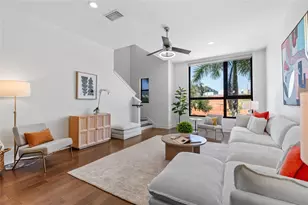 130 8th St N, Saint Petersburg, FL 33701 - Photo 33