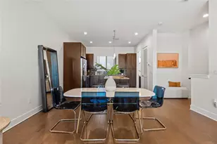 130 8th St N, Saint Petersburg, FL 33701 - Photo 29