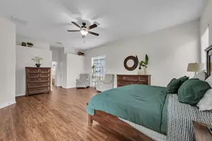 16135 Bridgedale Dr, Lithia, FL 33547 - Photo 17