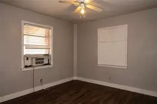 1302 28th St W, Bradenton, FL 34205 - Photo 11