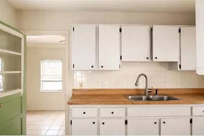 1302 28th Street W, Bradenton, FL 34205 - Photo 3