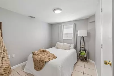 1011 14th Street N, Saint Petersburg, FL 33705 - Photo 29