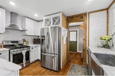 1011 14th Street N, Saint Petersburg, FL 33705 - Photo 11