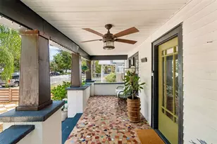 1011 14th St N, Saint Petersburg, FL 33705 - Photo 43