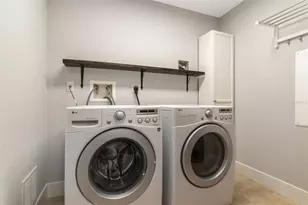 111 N 12th St, Tampa, FL 33602 - Photo 25