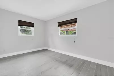 4201 Des Moines Street NE, Saint Petersburg, FL 33703 - Photo 11