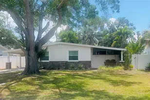 4201 Des Moines St NE, Saint Petersburg, FL 33703 - Photo 33