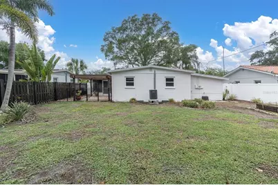 4201 Des Moines Street NE, Saint Petersburg, FL 33703 - Photo 23