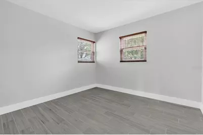 4201 Des Moines Street NE, Saint Petersburg, FL 33703 - Photo 13
