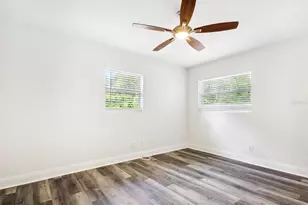 1230 70th St N, Saint Petersburg, FL 33710 - Photo 25
