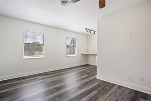 1230 70th St N, Saint Petersburg, FL 33710 - Photo 19