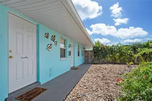1230 70th St N, Saint Petersburg, FL 33710 - Photo 5
