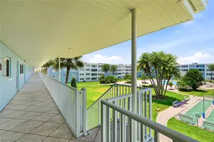 6201 2nd St E, Saint Pete Beach, FL 33706 - Photo 3
