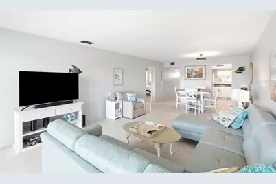 6201 2nd Street E #106, Saint Pete Beach, FL 33706 - Photo 13