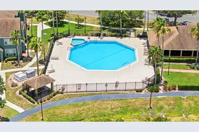 9256 Lake Chase Island Way, Tampa, FL 33626 - Photo 35