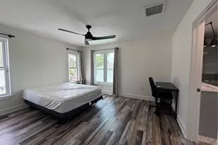 1204 E Ellicott St, Tampa, FL 33603 - Photo 11