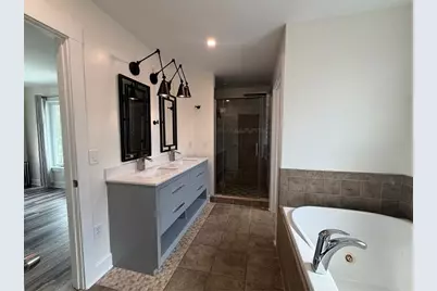 1204 E Ellicott Street, Tampa, FL 33603 - Photo 13