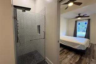 1204 E Ellicott St, Tampa, FL 33603 - Photo 23