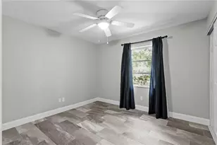 6928 Greenhill Pl, Tampa, FL 33617 - Photo 19