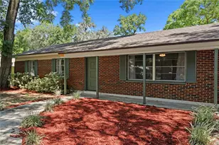 6928 Greenhill Pl, Tampa, FL 33617 - Photo 1