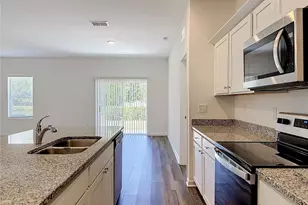 1349 Anchor Bend Dr, Ruskin, FL 33570 - Photo 5