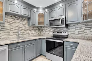 1966 McKinley St, Clearwater, FL 33765 - Photo 9