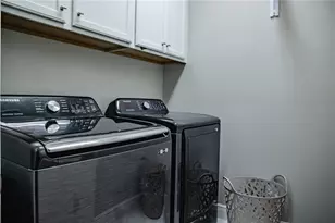 10452 Laguna Plains Dr, Riverview, FL 33578 - Photo 7